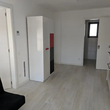 Ginosi Eccentric Apartel Apartment