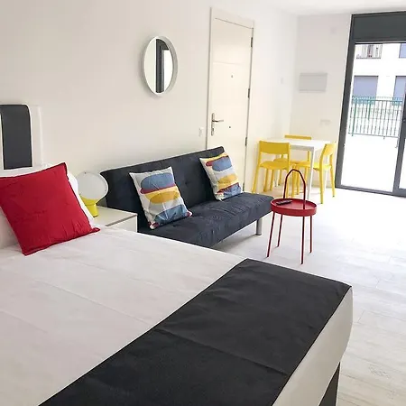 Apartment Ginosi Eccentric Apartel Castelldefels